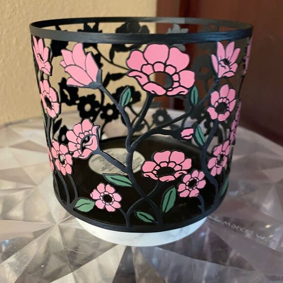 Bath & Body Works Black Metal Pink Poppy Flower Marble Base Candle Holder - Picture 13 of 14
